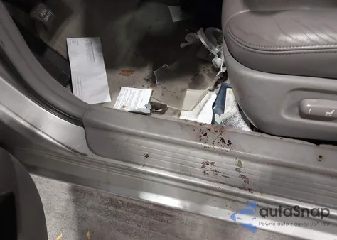 2005 Toyota Camry Xle z USA, uszkodzony, nr VIN 4T1BE30K65U588463